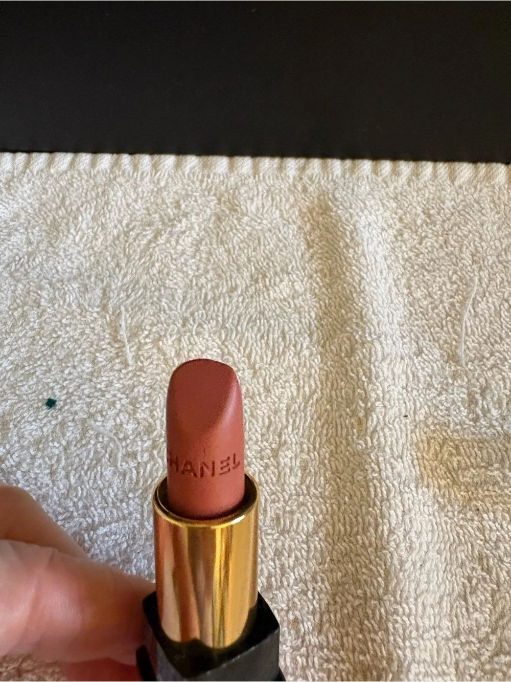 rouge allure velvet-emotive